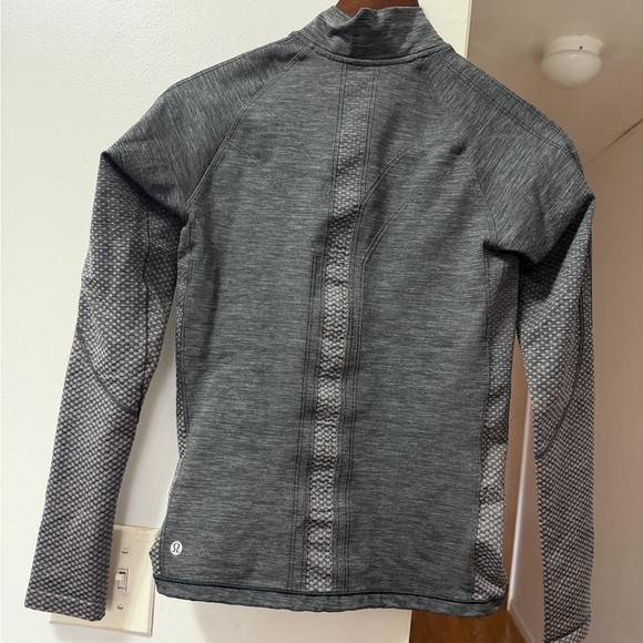 lululemon athletica Sweaters - Lululemon Gray Long Sleeve Athletic Jacket
